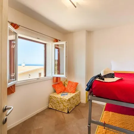 Attico Vista Mare A Con Terrazzo Panoramico Apartmán *